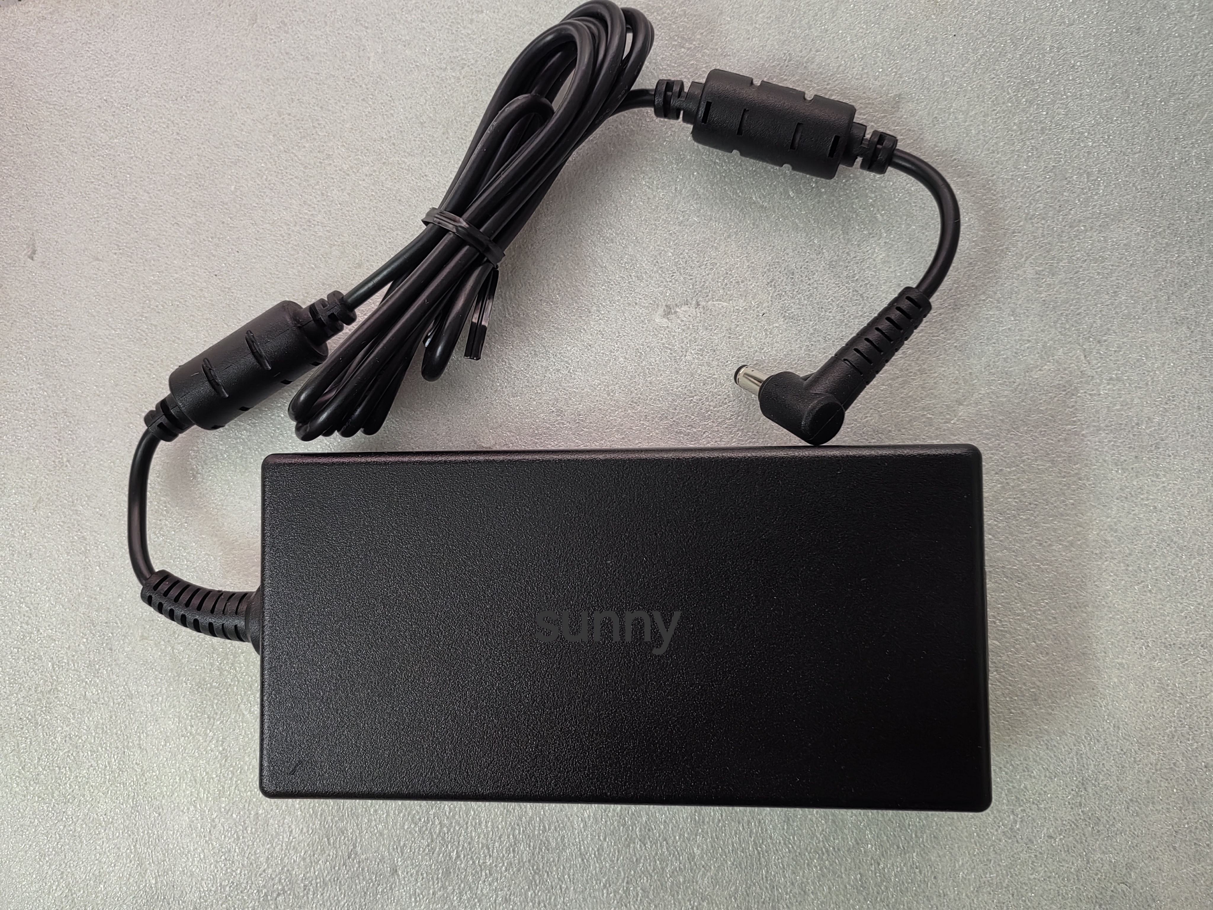 NEW OEM Slim Delta 19.5V 9.23A - Pc Gaming News review and price